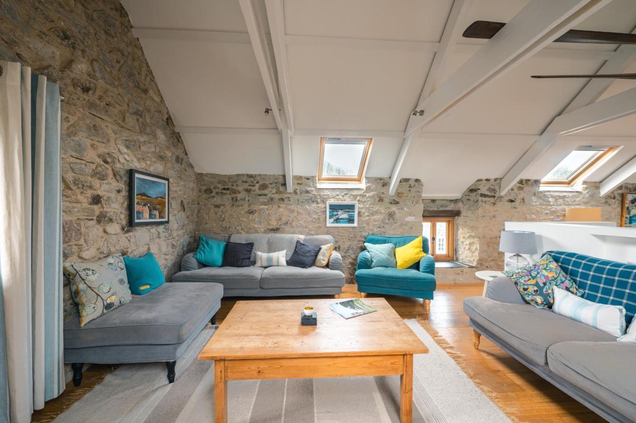 Stunning Converted Granary In Heart Of St Davids Exterior foto